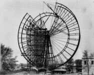 Ferris Wheel under construction thumbnail