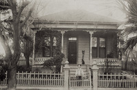 Pickford Home, late 1890s thumbnail