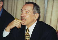 Thom Steinbeck at the award ceremony for Jackson Browne. thumbnail