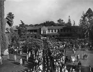 1940 Commencement ceremony. thumbnail