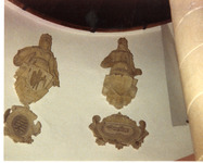 Stone figures on the wall inside Lichtenstein Castle thumbnail