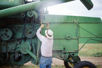 Kaber farm, Threshing oats and baling hay 031 thumbnail