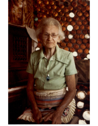 Images of Grandma Prisbrey thumbnail