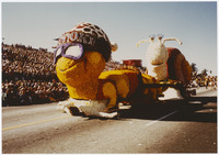 [Cal Poly float in Rose Bowl Parade] thumbnail