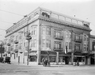 Douglas hotel and apartments. thumbnail