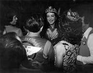 Carla La Mar. thumbnail