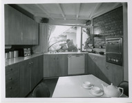 Perlberg (William and Bobbe Brox) residence thumbnail