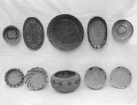 Weaved baskets of various sizes. thumbnail