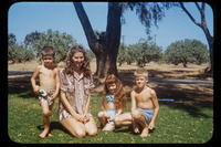Glenna and children thumbnail