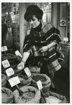 Irene Dalis shopping thumbnail