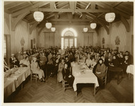 Monday Club, interior thumbnail