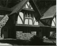 Photographs, The Bend, Wyntoon, Exteriors.Photograph thumbnail