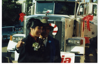 Oxnard Christmas Parade 2002 thumbnail