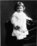 Young Steinbeck thumbnail
