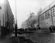 Street view after the 1906 earthquake. thumbnail