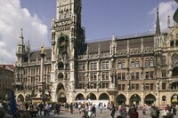 Neues Rathaus (New City Hall) thumbnail