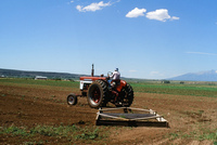 Kaber farm, Plowing 041 thumbnail