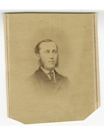 Portrait photograph of an unidentified man (location unknown, probably U. S.) thumbnail
