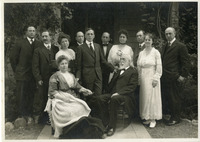 Sinsheimer family at 50th Wedding Anniversary, 1915 thumbnail