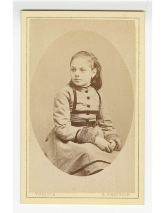 Portrait photograph of an unidentified girl taken in Trieste thumbnail