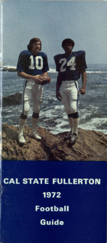 1972 Football Guide thumbnail