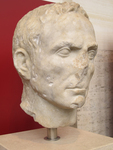 Masculine Portrait | Ritratto virile thumbnail