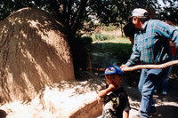 Montoya farm, Community horno baking 043 thumbnail