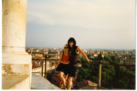 Friends in Pisa, Italy thumbnail