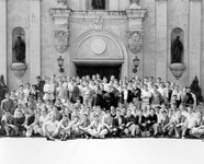 Class photograph in front of Mission Santa Clara thumbnail