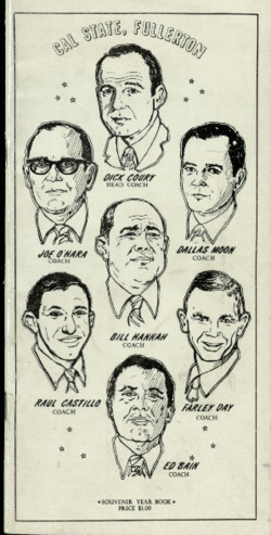 1971 Football Souvenir Yearbook thumbnail