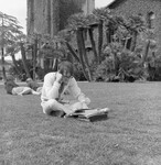 Students on lawn thumbnail