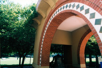 Arch on East side of Wahlquist South. thumbnail