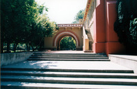 Arch on East side of Wahlquist South. thumbnail